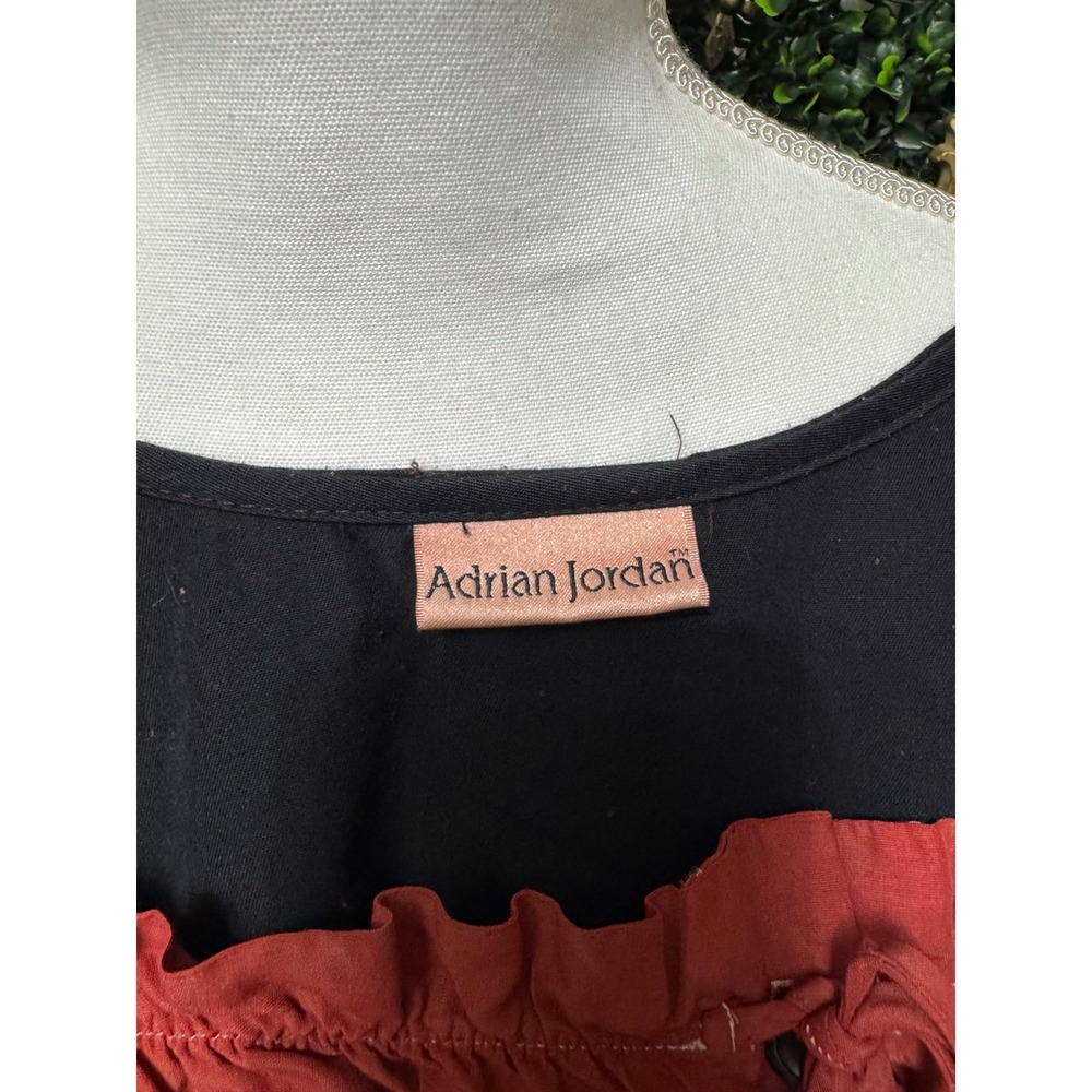 Adrian Jordan Color Block Button Front Top Red Black Boho Artsy Renaissance Top - Picture 8 of 8